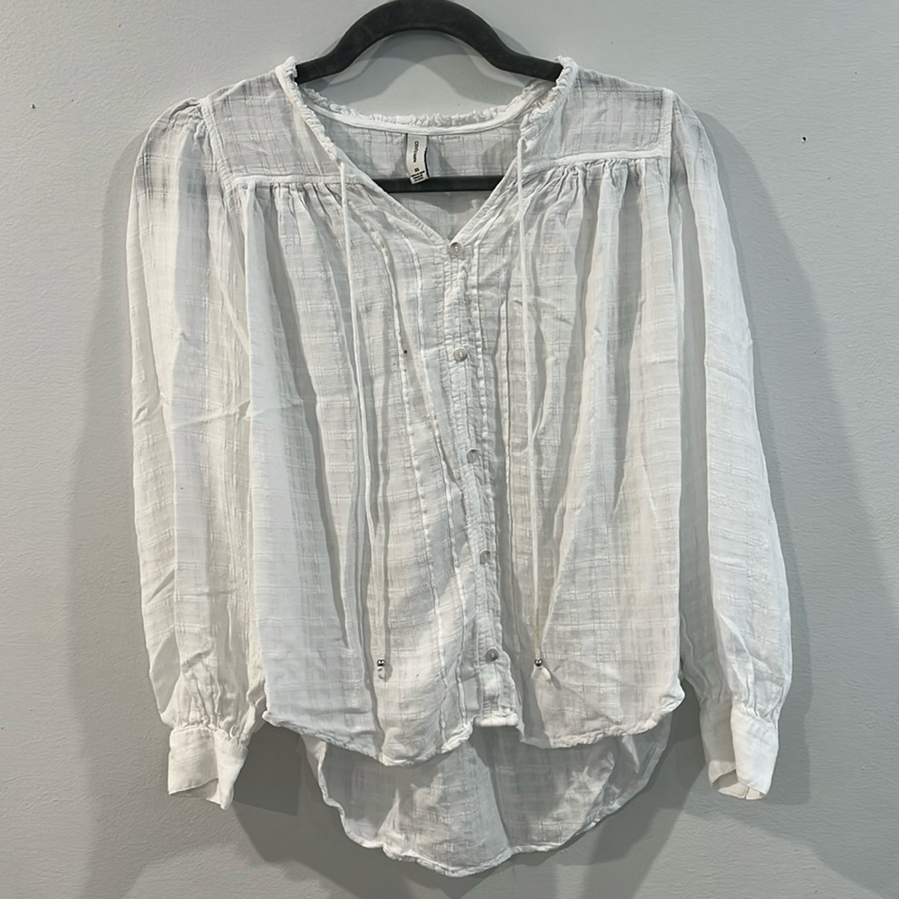 ⭐️5/$20⭐️ Gentle Fawn faux button up blouse